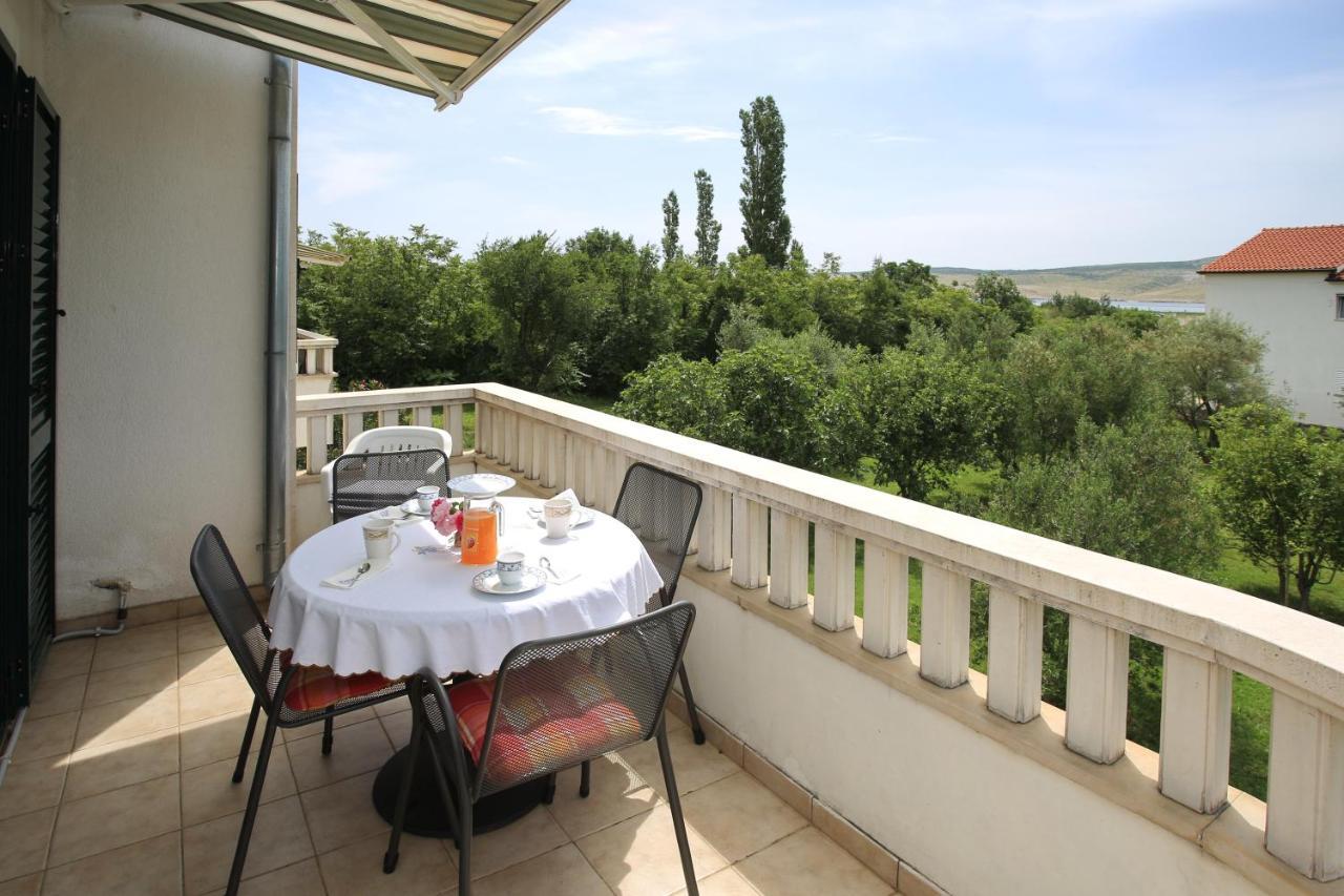 Apartments Vila Ana Селине Экстерьер фото