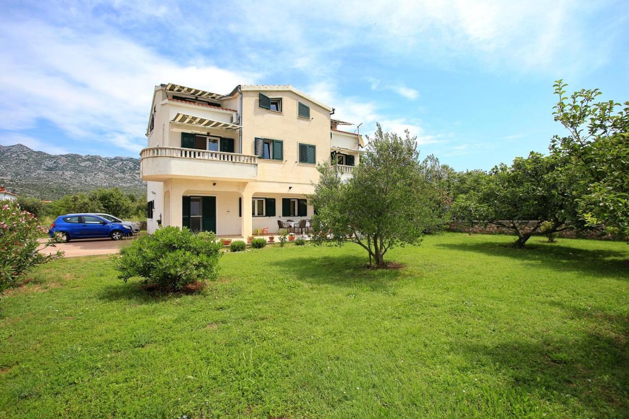 Apartments Vila Ana Селине Экстерьер фото