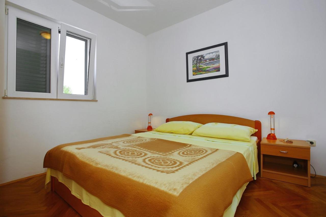 Apartments Vila Ana Селине Экстерьер фото
