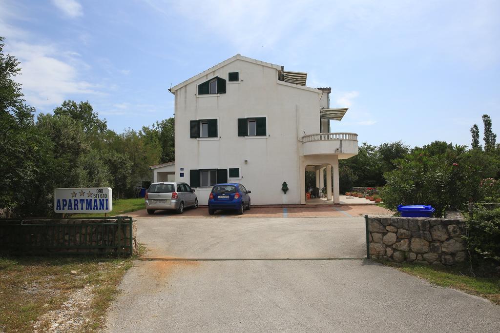 Apartments Vila Ana Селине Экстерьер фото