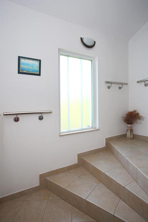 Apartments Vila Ana Селине Экстерьер фото