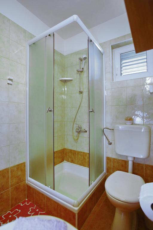 Apartments Vila Ana Селине Экстерьер фото
