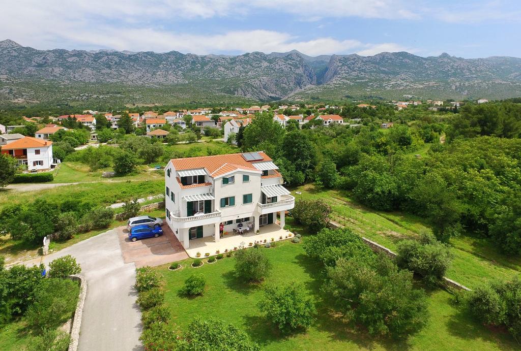 Apartments Vila Ana Селине Экстерьер фото