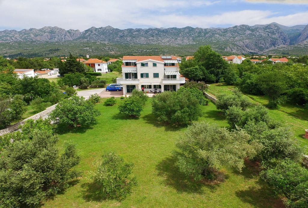 Apartments Vila Ana Селине Экстерьер фото